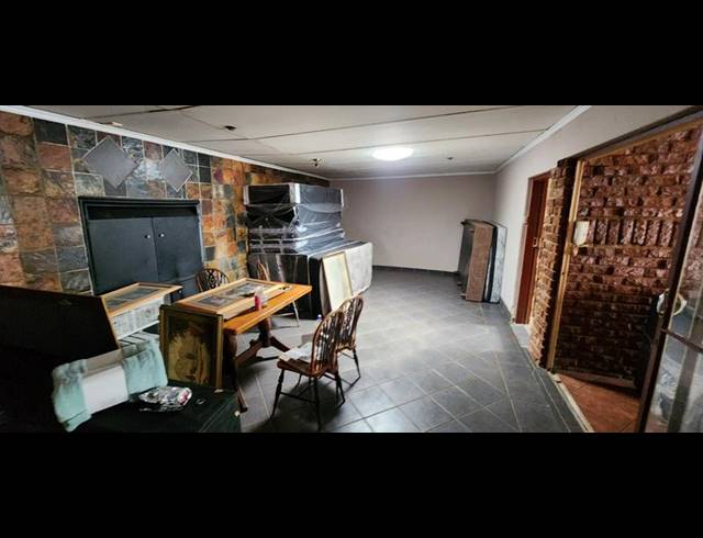 4 BEDROOM HOUSE FOR SALE IN DORANDIA